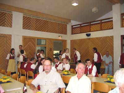 2006-07-14 Partnerkapelle St. Magdalena ist zu Besuch 02 Freitag Gesellschaftsabend 7
