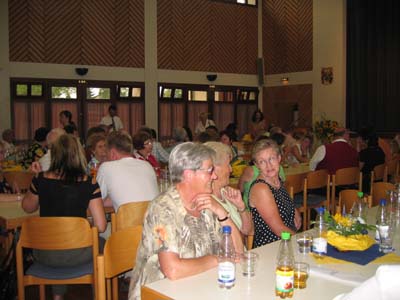 2006-07-14 Partnerkapelle St. Magdalena ist zu Besuch 02 Freitag Gesellschaftsabend 8